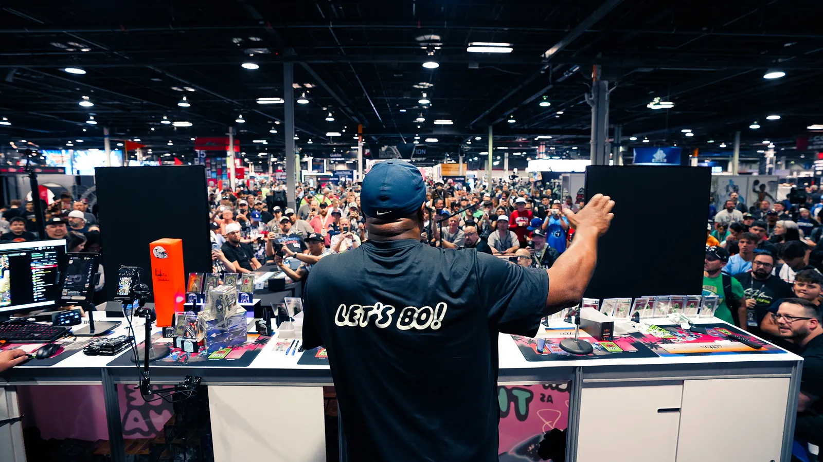 Bo Jackson facing a packed crowd at the Battle Arena booth